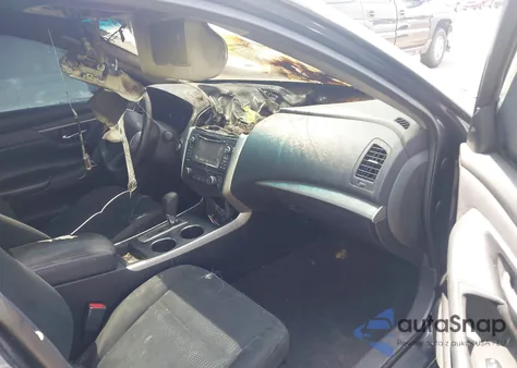 2015 Nissan Altima 2.5 Sv из США, поврежденный, VIN 1N4AL3AP4FC593142